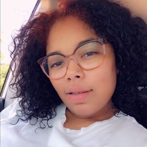 Meet your Posher, Shaneece